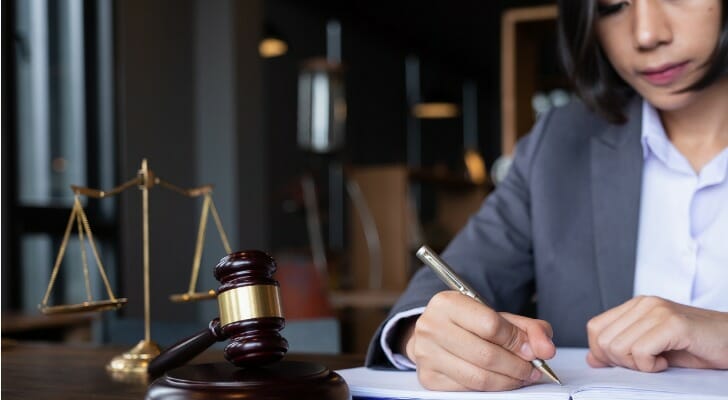 Intellectual Property Lawyers: What They Do and How They Can Help You?